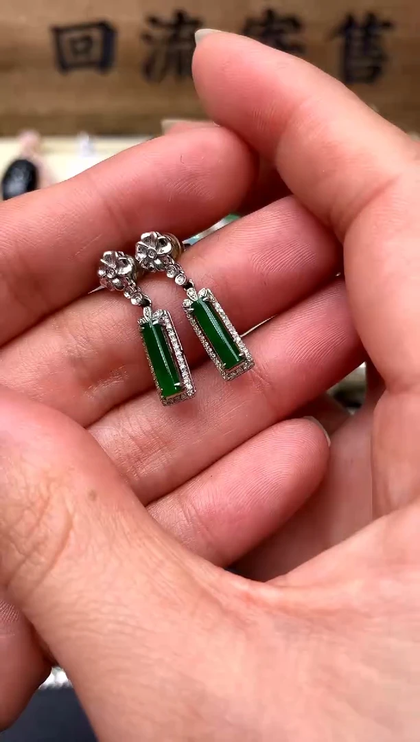 【闪购商品】翡翠耳饰18K金镶嵌47-中国好珍宝