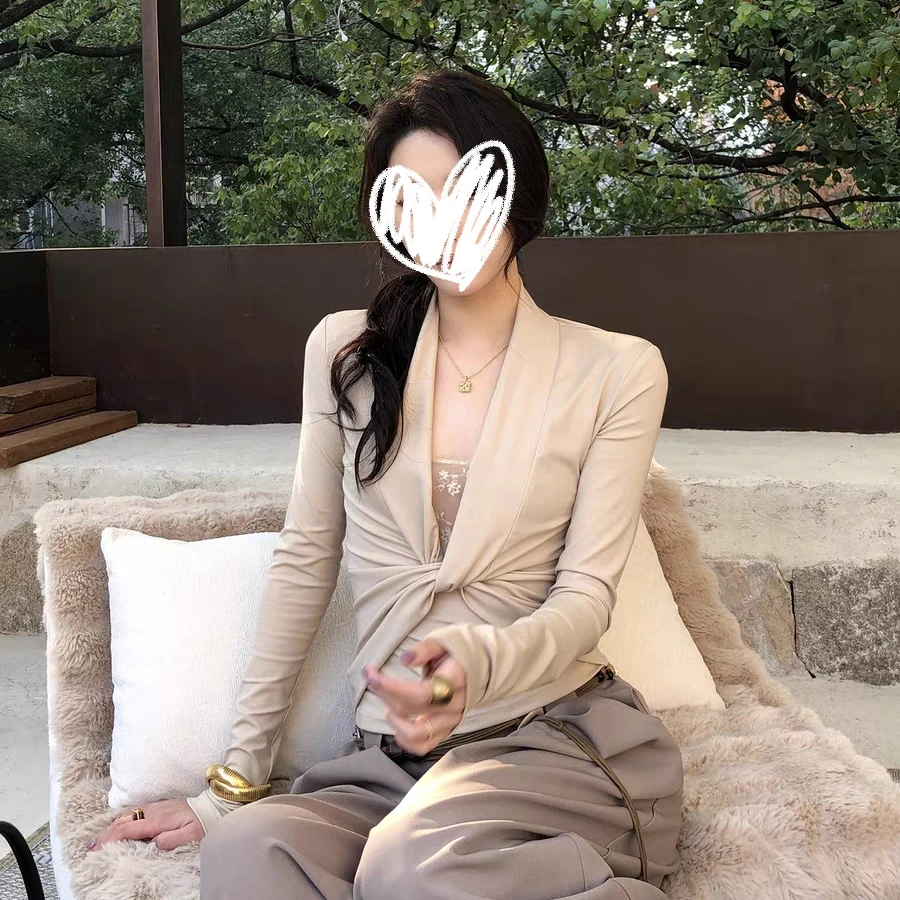 V领长袖拼接蕾丝秋冬女士纯欲风短T恤韩版设计师性感针织