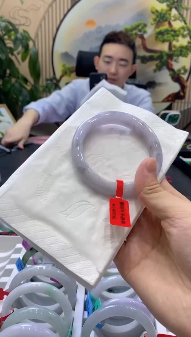 翡翠手镯未镶嵌00000008235