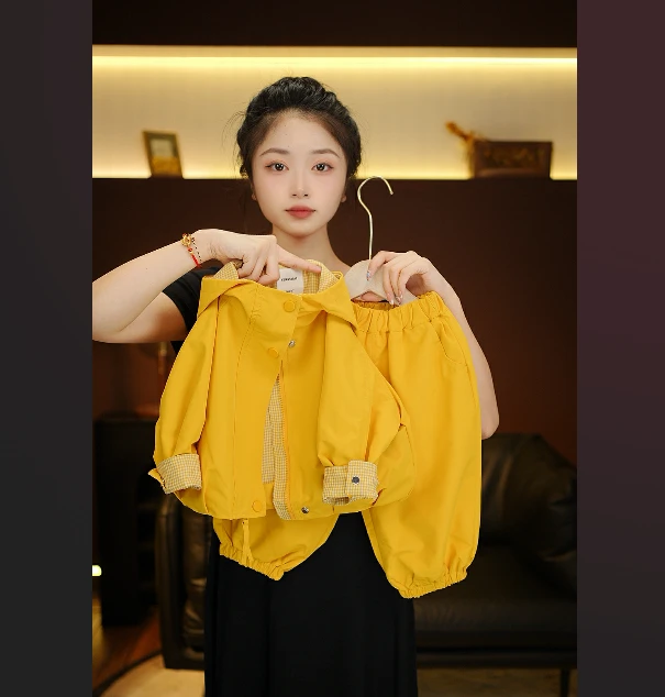 2025秋季儿童韩流时尚原创设计休闲两面穿连帽冲锋衣外套24795