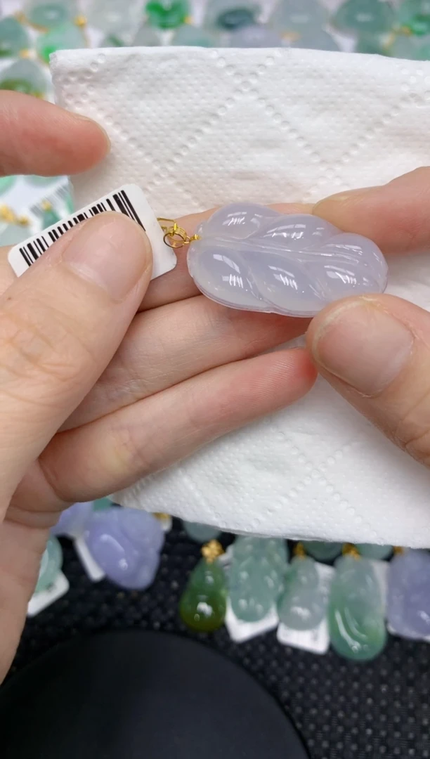 颈饰18K金镶嵌翡翠11111111