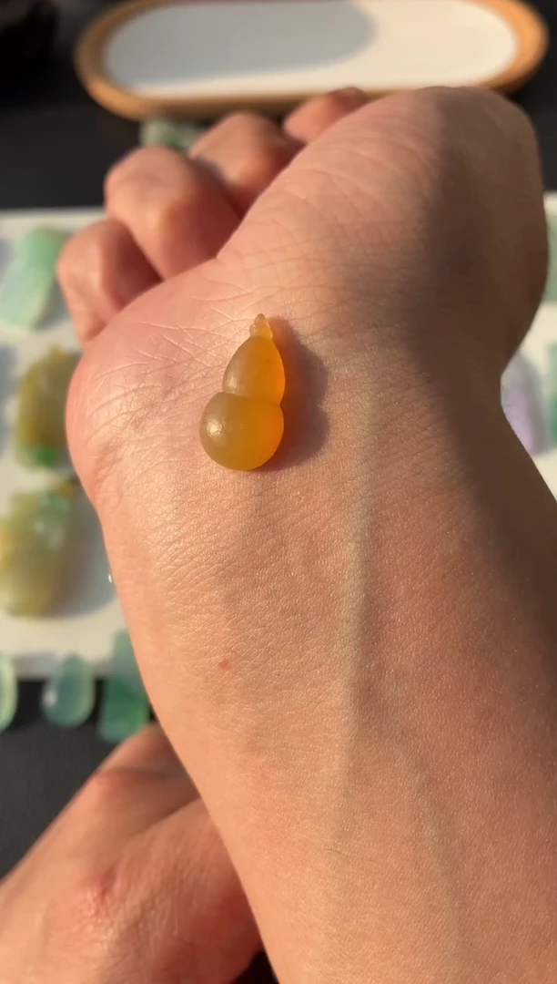 未镶嵌定制翡翠翡翠