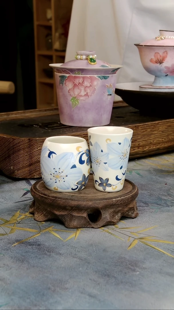 亘古茶具福利分享@百合两杯