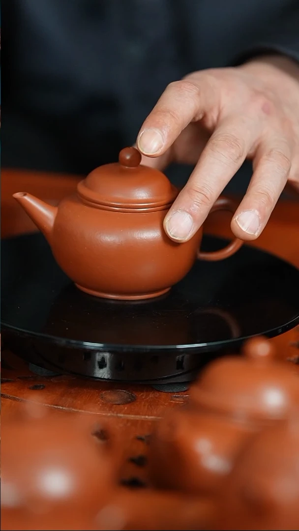 【闪购商品】紫砂茶宠朱泥纯手工水平薄胎内推150cc