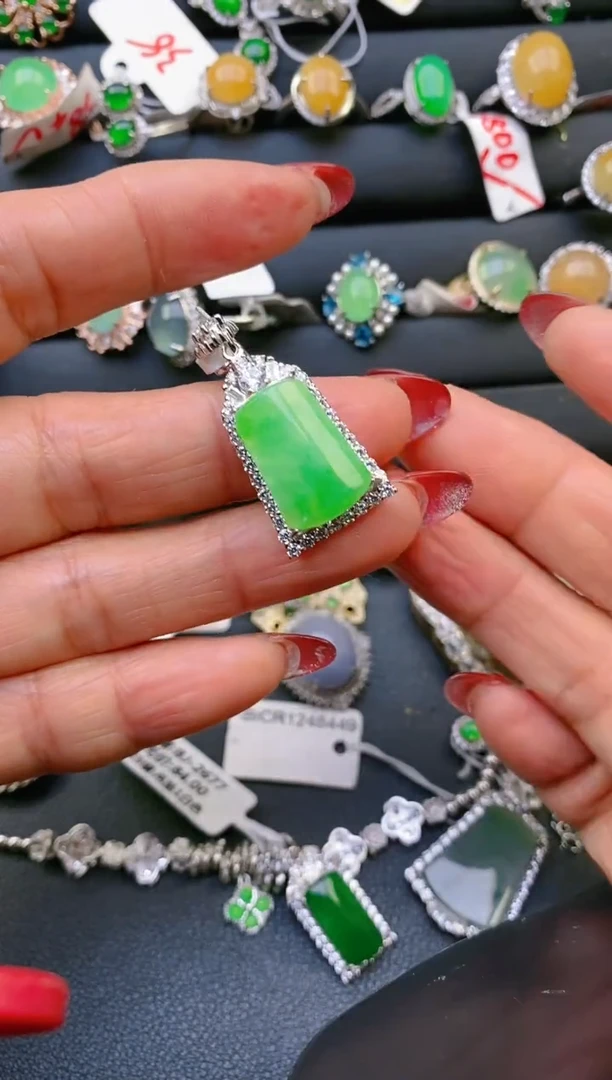 【闪购商品】翡翠戒指银S925镶嵌天然A货翡翠1