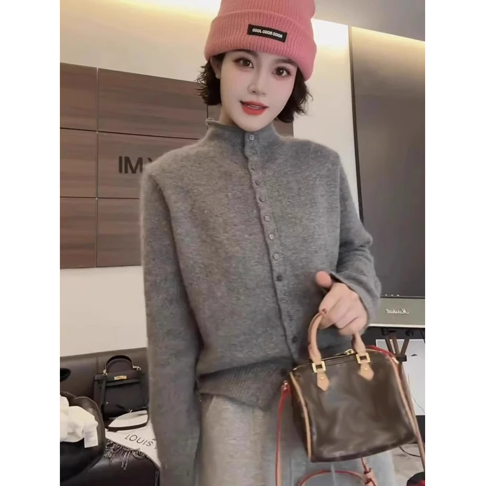 时尚洋气半高领灰色多扣针织开衫女春秋季软糯毛衣外套打底衫上衣