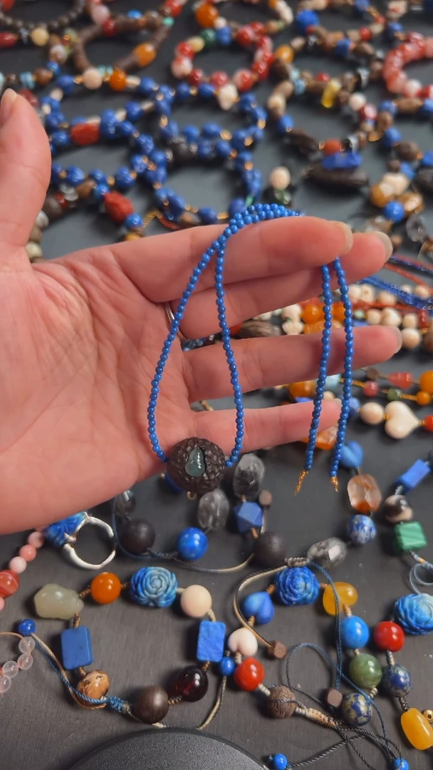 南红玛瑙未镶嵌颈饰吊坠