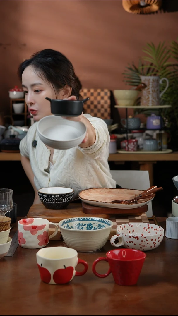 瓷片黑色小双耳+螺纹小碗 微瑕 凑满20发货