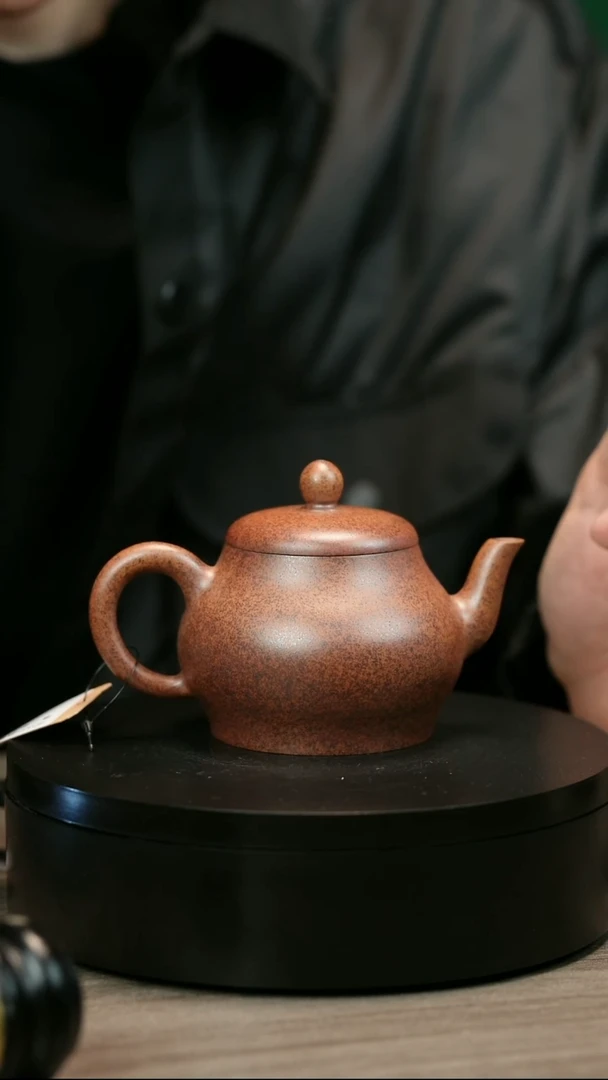 茶壶紫砂雲*H2335赵翠虹天星光素三弯宫灯