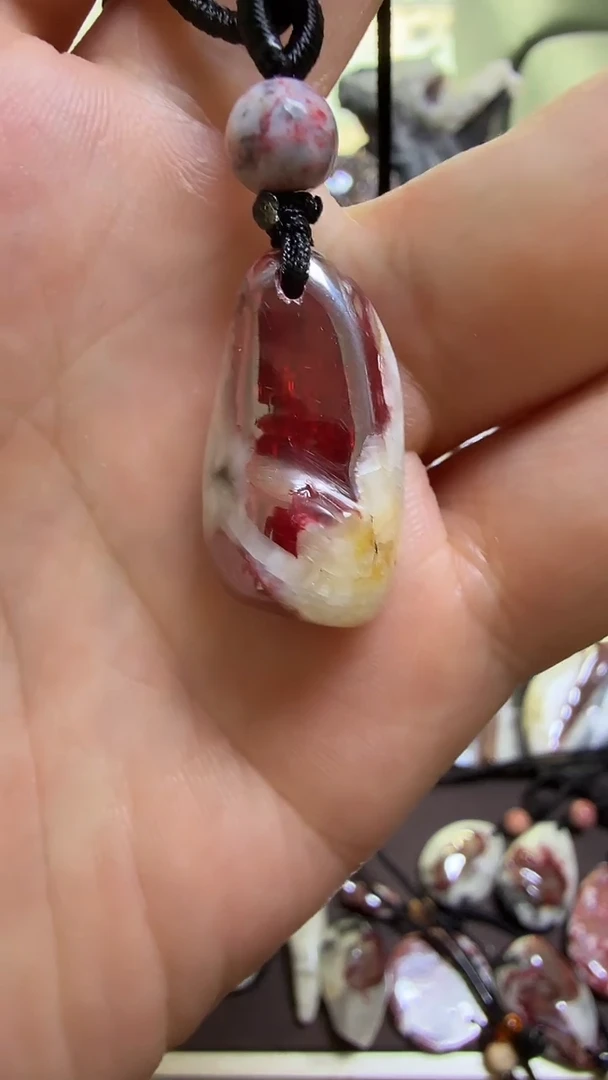 天然辰砂大晶砂随行吊坠