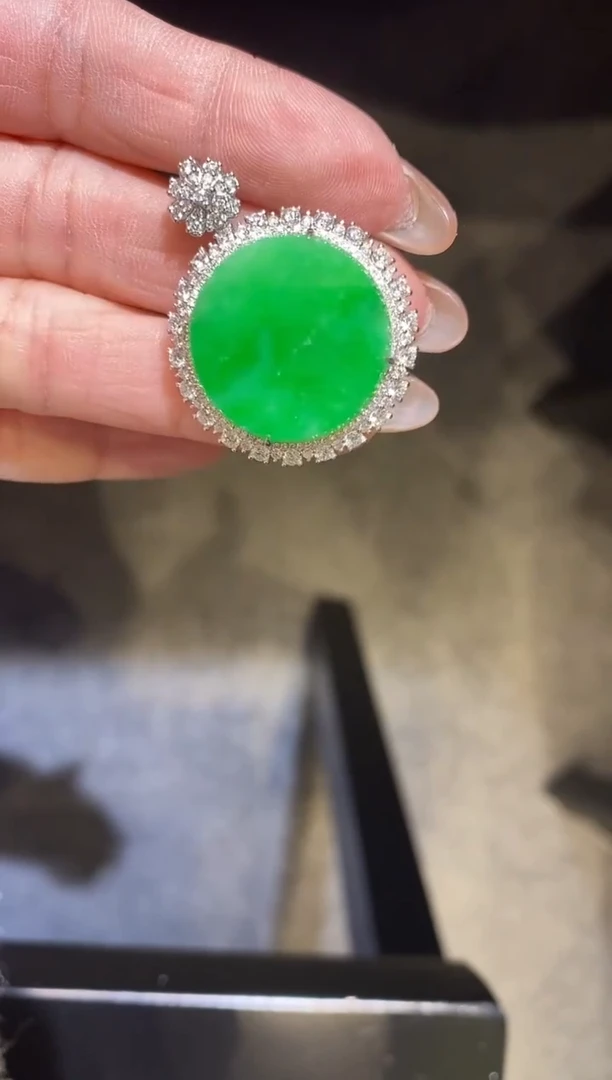 吊坠(不含链)18K金镶嵌翡翠无事牌