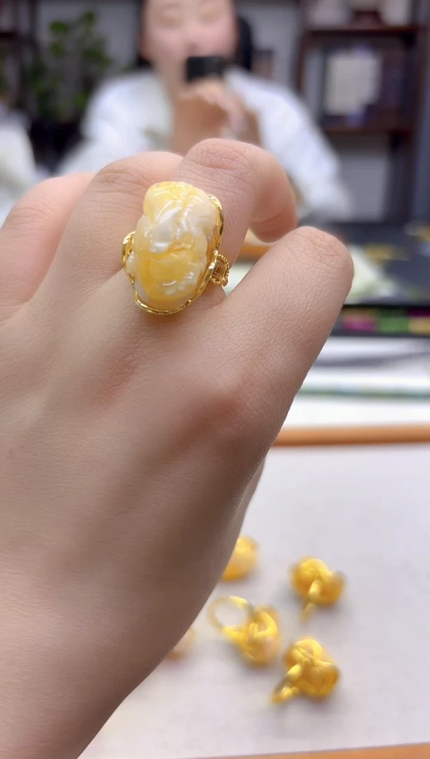 14K金镶嵌蜜蜡戒指DIY款J132