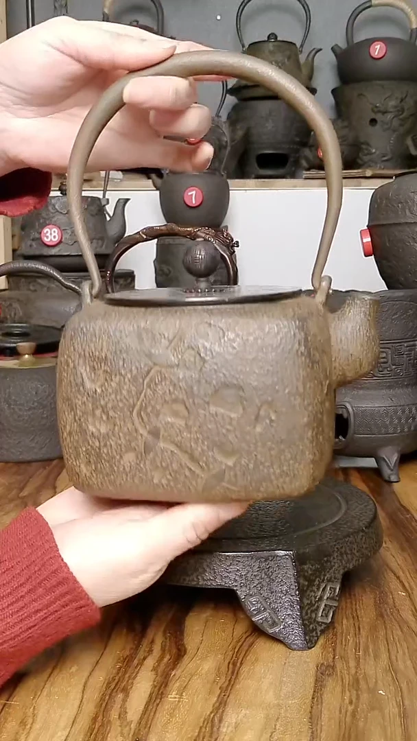 铸铁无涂层纯手工方壶1200毫升