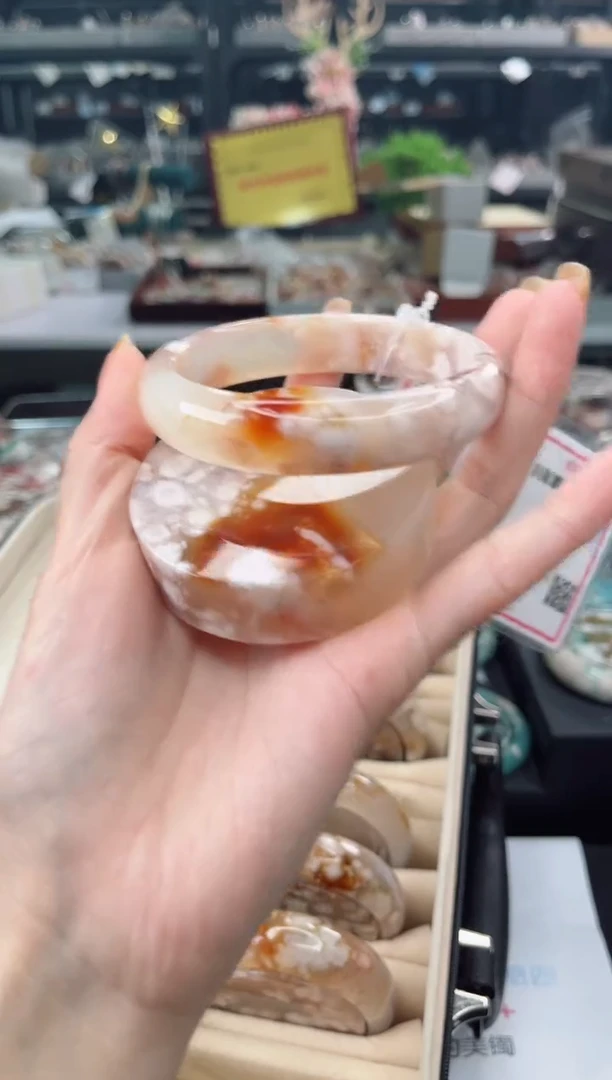 【闪购商品】石英质玉手镯未镶嵌65圈口（赠品镯心）3354599