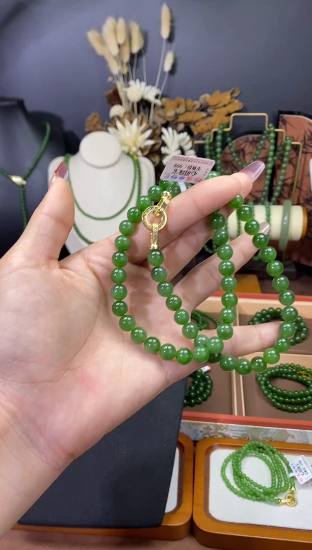 【闪购商品】和田玉（碧玉）颈饰未镶嵌8阳绿微矿