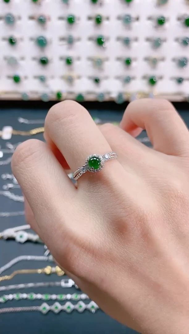 【闪购商品】翡翠戒指银S925镶嵌 天然翡翠