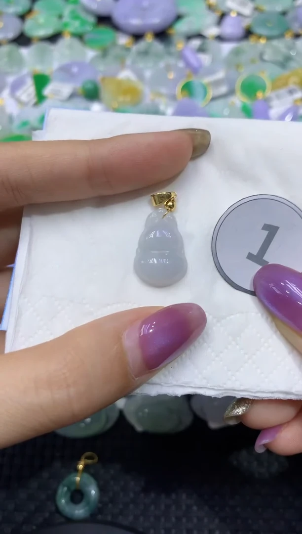 颈饰未镶嵌翡翠天然缅甸翡翠A货