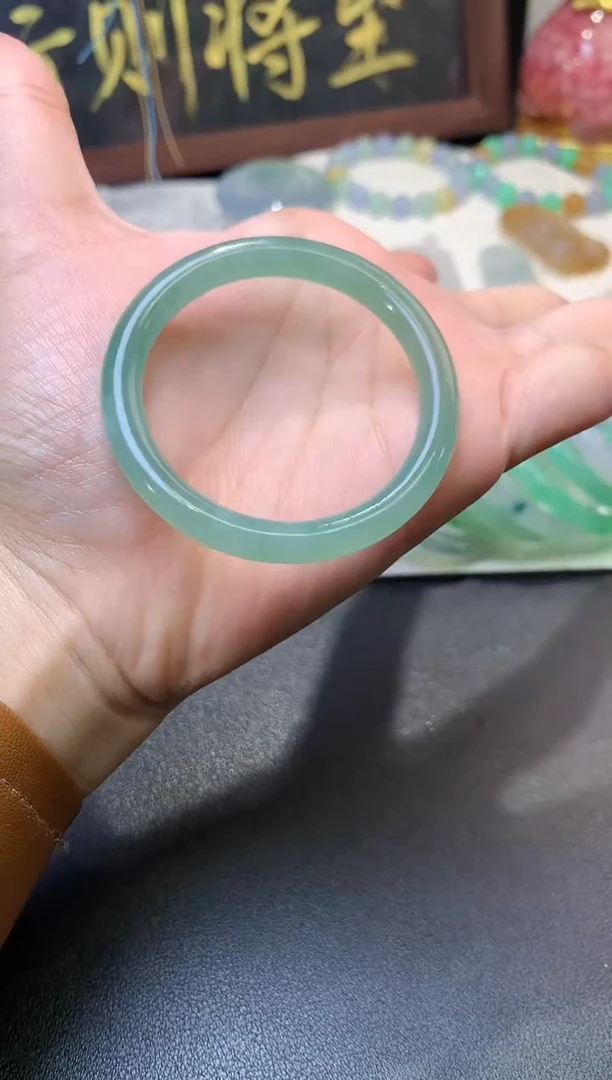 未镶嵌定制翡翠毛货