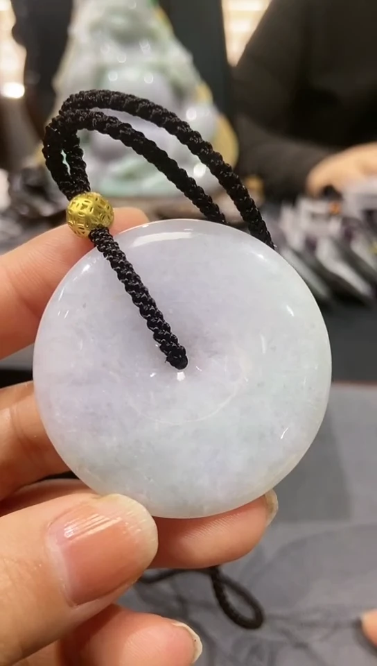 颈饰未镶嵌翡翠大**子翡翠