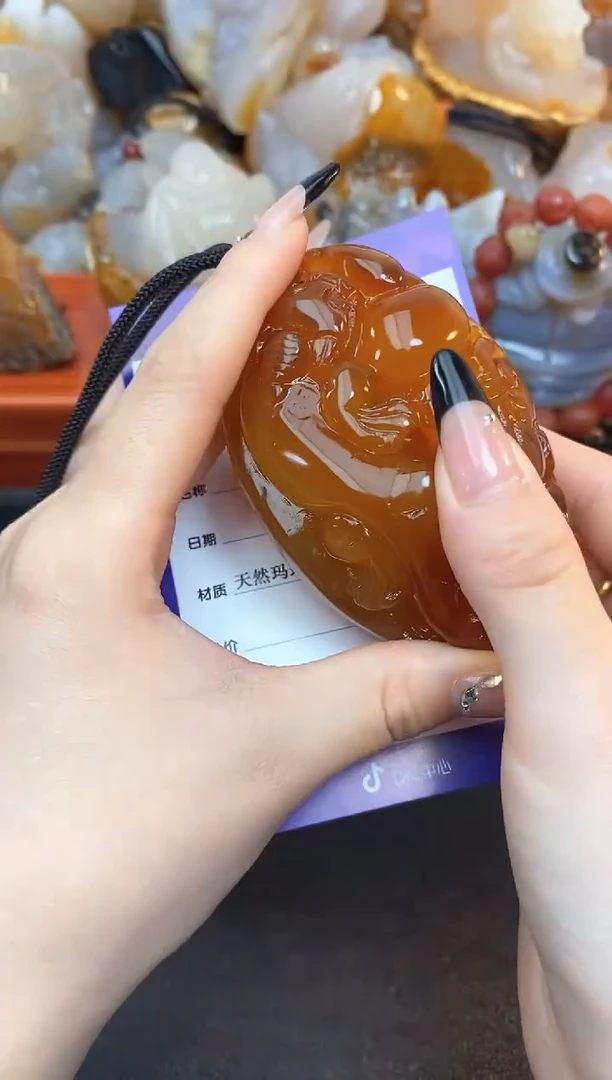 未镶嵌玛瑙/玉髓珠宝奇石0