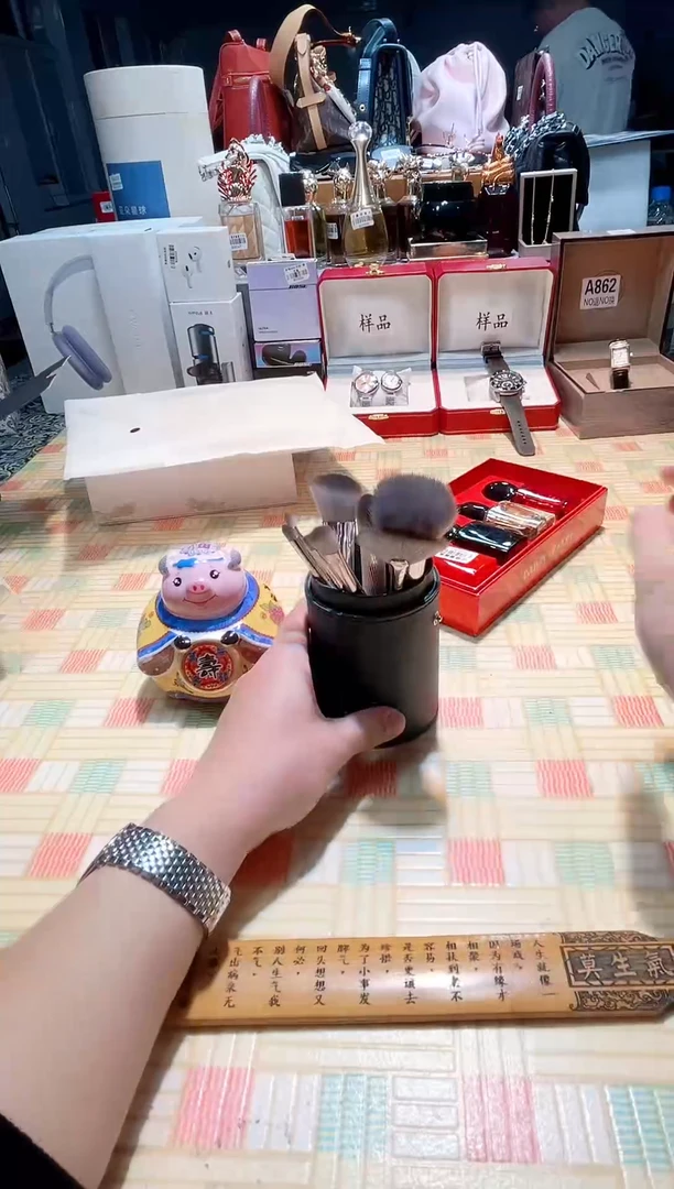 瓷片瓷器 库房到期 全部地板价@@1