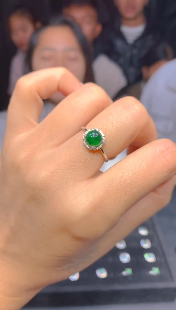 【闪购商品】定制翡翠未镶嵌5多样性发货（发其一）