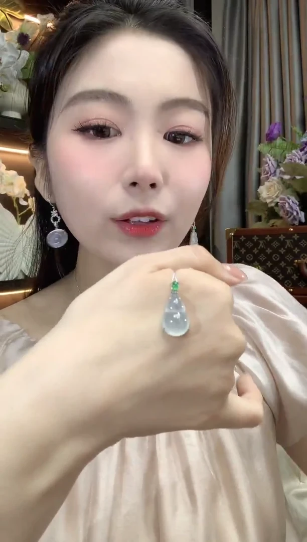 吊坠(不含链)18K金镶嵌翡翠C4