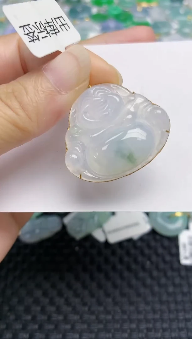 翡翠18K金镶嵌颈饰天然A货翡翠