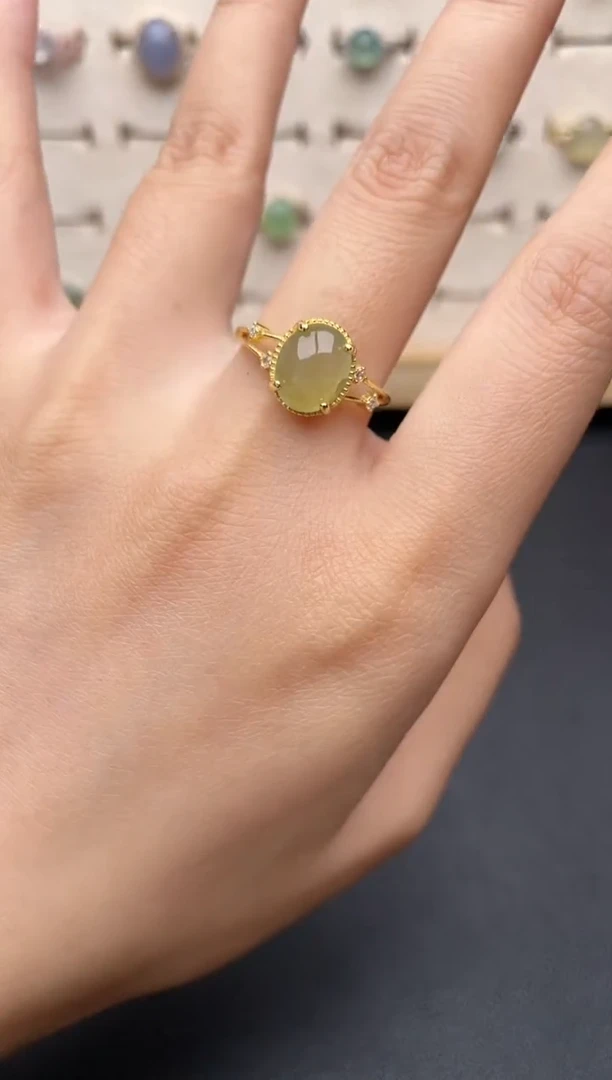 【闪购商品】翡翠戒指银S925镶嵌一物一证一礼盒