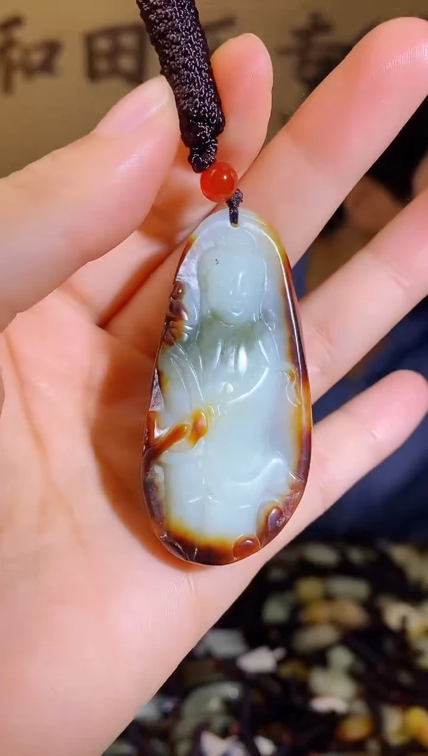 颈饰未镶嵌和田玉1