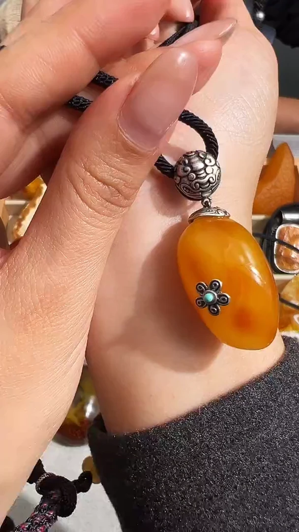 【闪购商品】蜜蜡裸石未镶嵌似玉