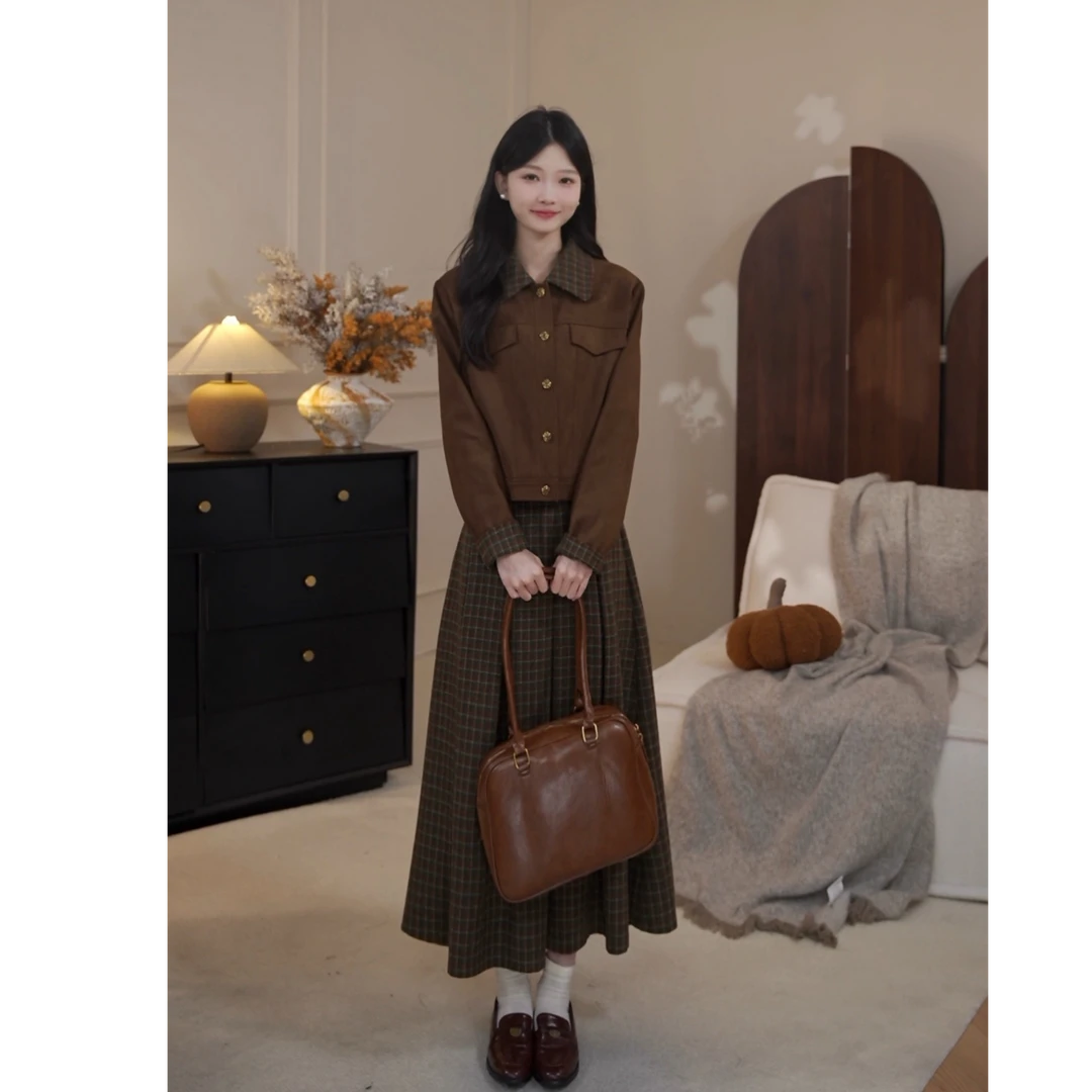 鹿向南【日暮巴塞尔】法式复古女秋冬新款咖色外套格纹半裙套装