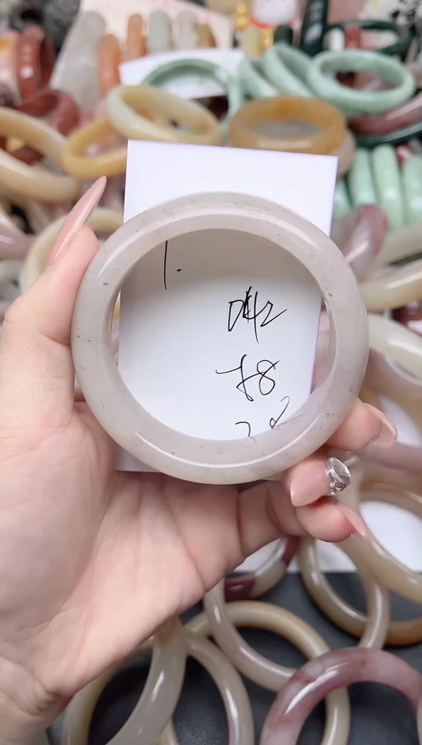 未镶嵌手镯石英质玉042