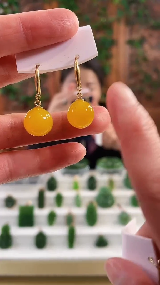 【闪购商品】玛瑙/玉髓耳钉银S925镶嵌黄玛瑙耳钩