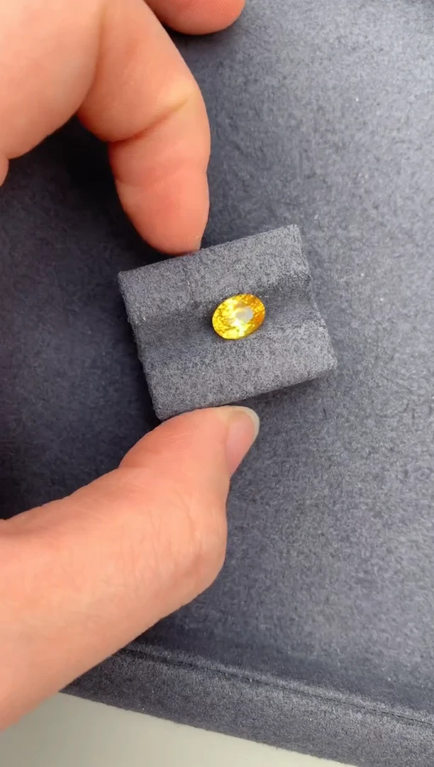 【闪购商品】蓝宝石裸石未镶嵌2ct黄蓝宝