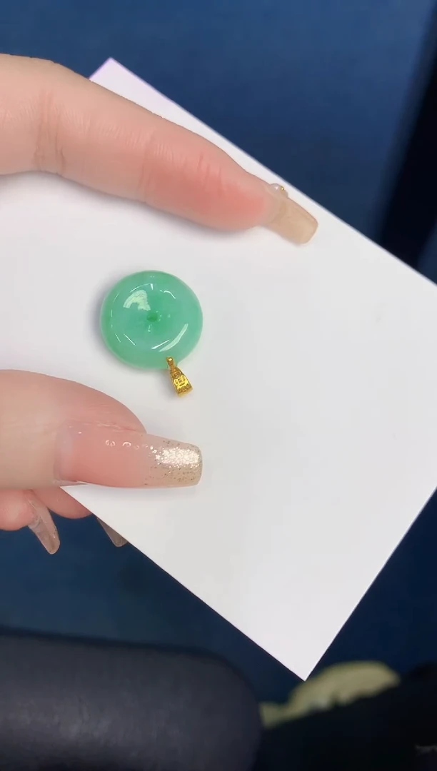 颈饰未镶嵌翡翠缅甸天然翡翠A货