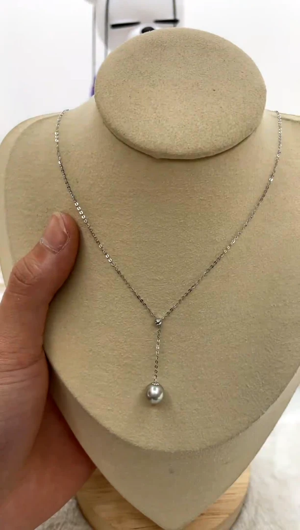 颈饰18K金镶嵌海水珍珠8-9