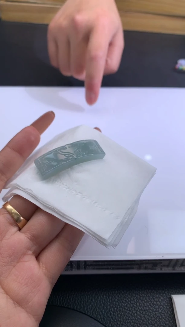 【闪购商品】定制翡翠未镶嵌翡翠