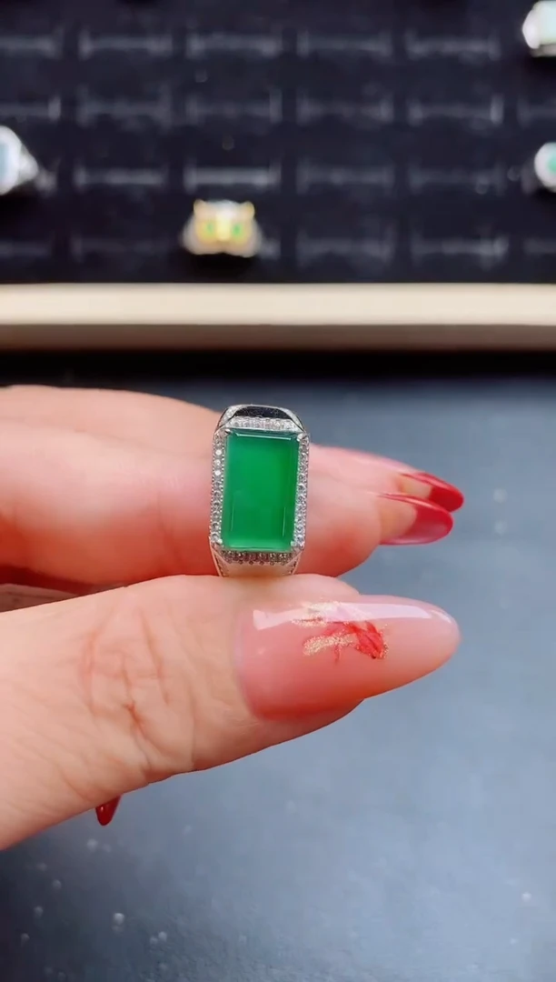 【闪购商品】翡翠戒指银S925镶嵌508550