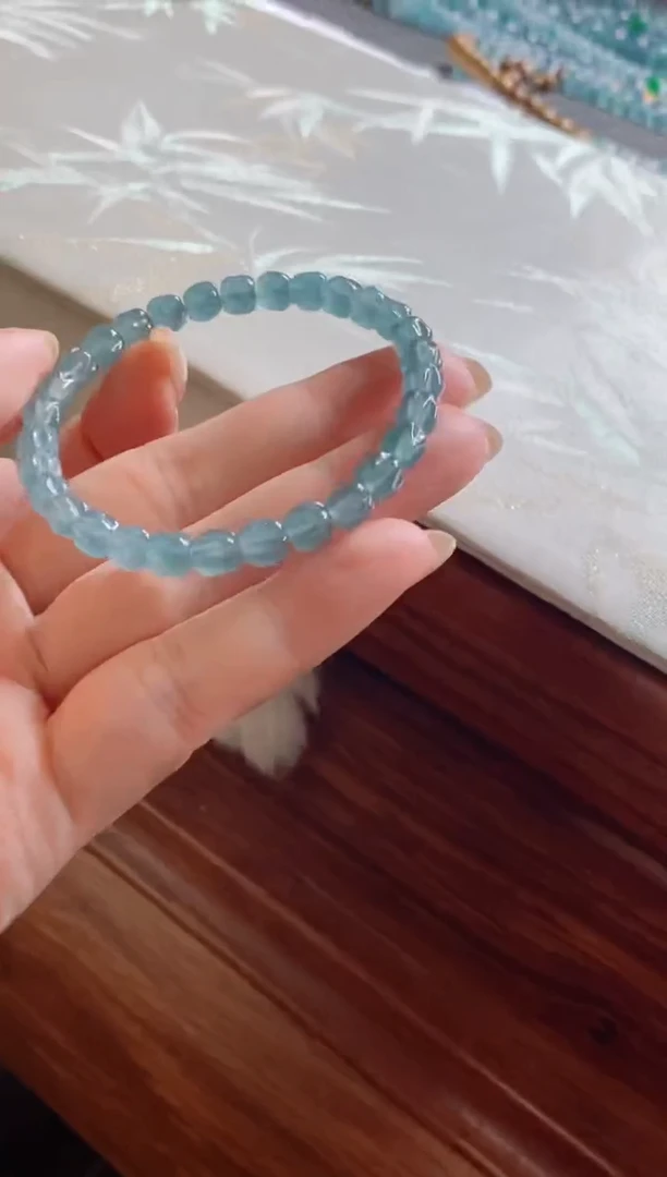 颈饰未镶嵌翡翠0584681815（卡6+）