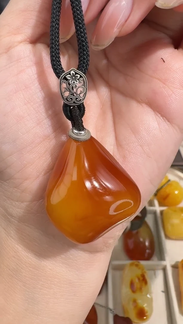 裸石琥珀未镶嵌琥珀