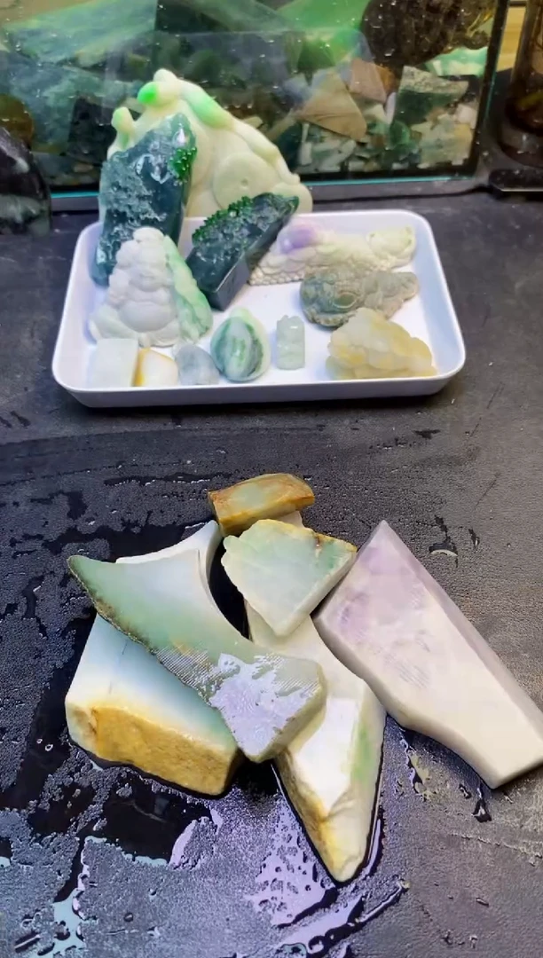 翡翠挂件未镶嵌天然翡翠010