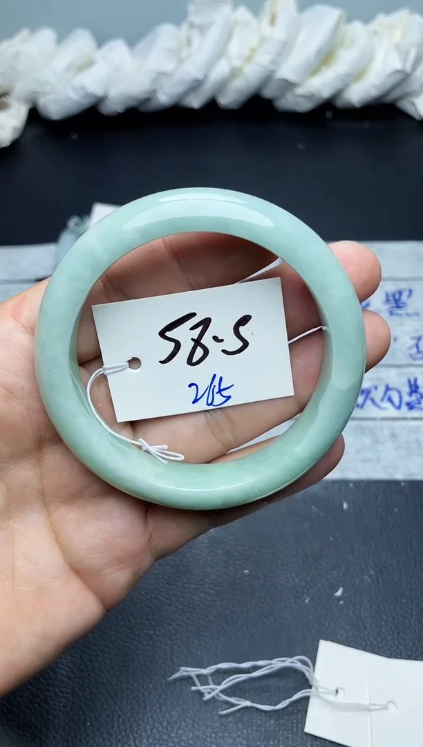 未镶嵌手镯翡翠265