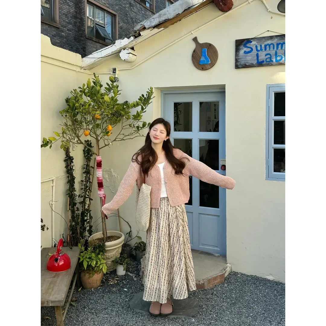 2025春季新款韩版温柔风浪漫粉色针织开衫女碎花半身裙气质两件套