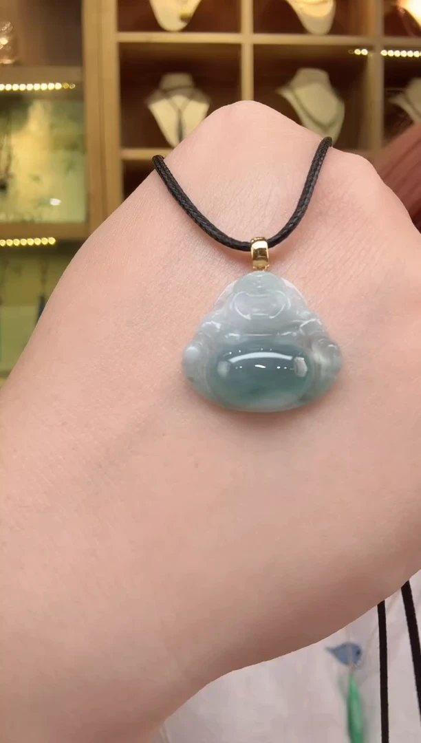 颈饰18K金镶嵌翡翠佛公