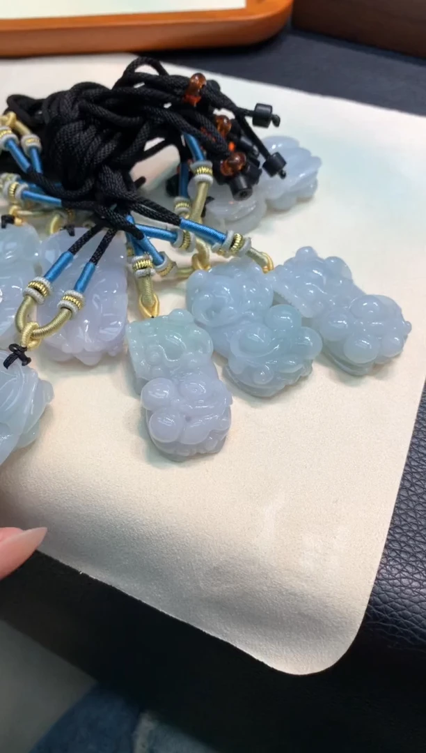 吊坠(不含链)未镶嵌翡翠多样性发一
