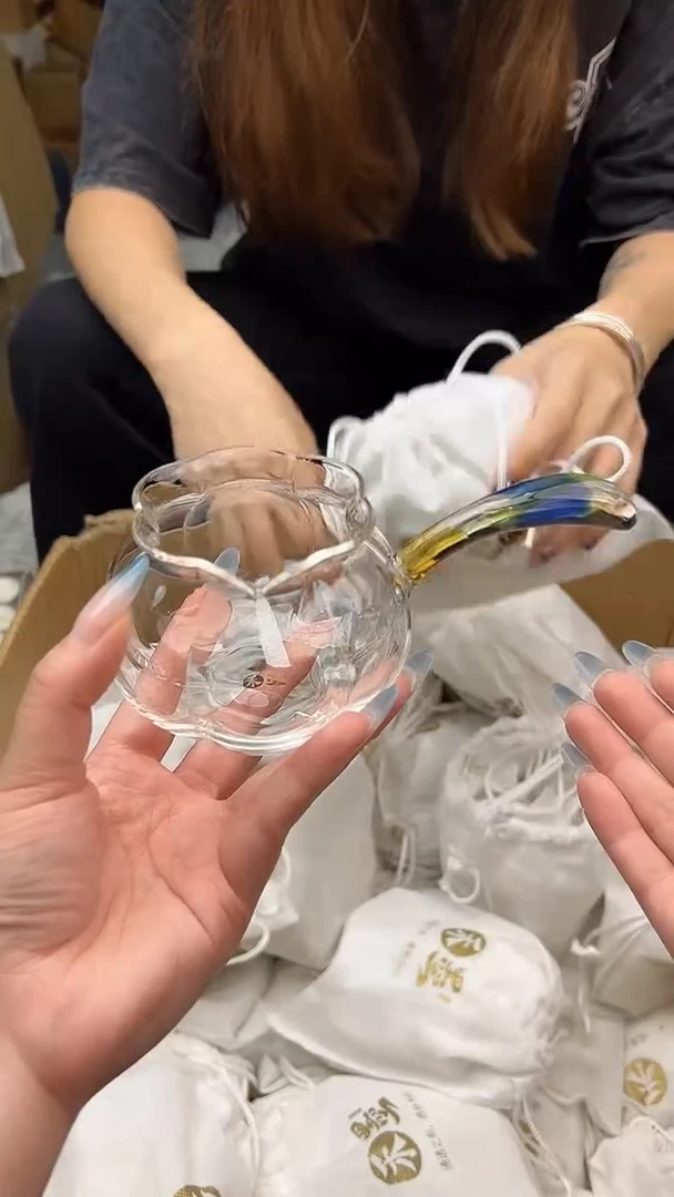禾墨清妍迷蓝侧把