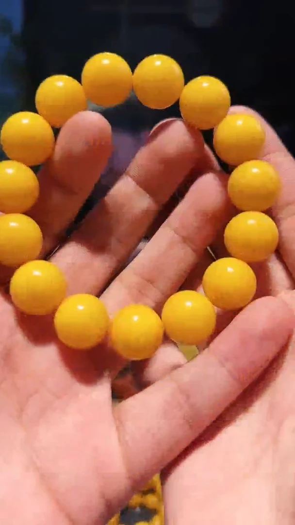 【闪购商品】蜜蜡手串未镶嵌单圈15+