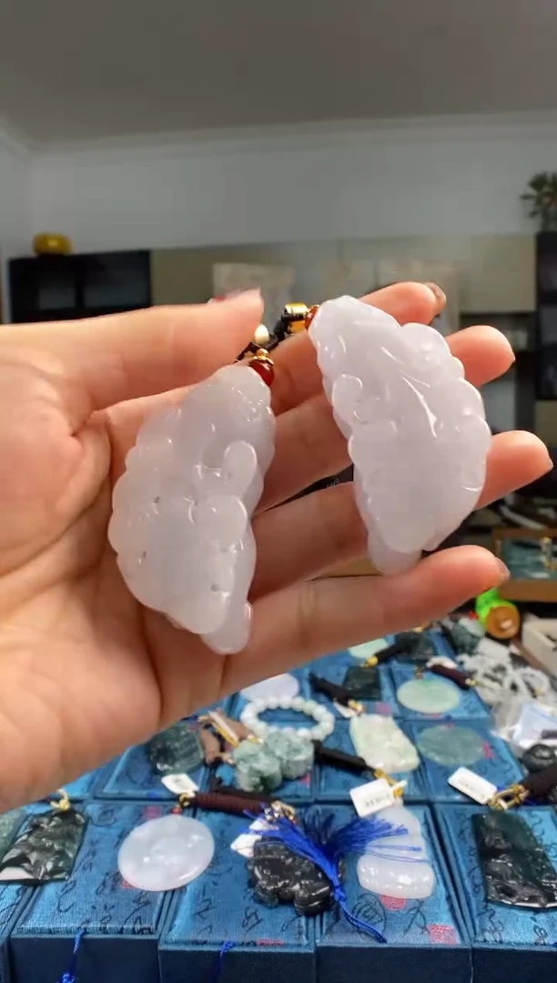 颈饰未镶嵌翡翠多样性发其一