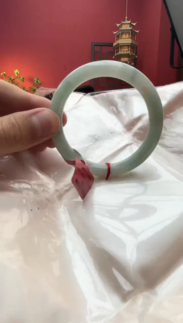 未镶嵌手镯（圆镯）翡翠翡翠手镯28